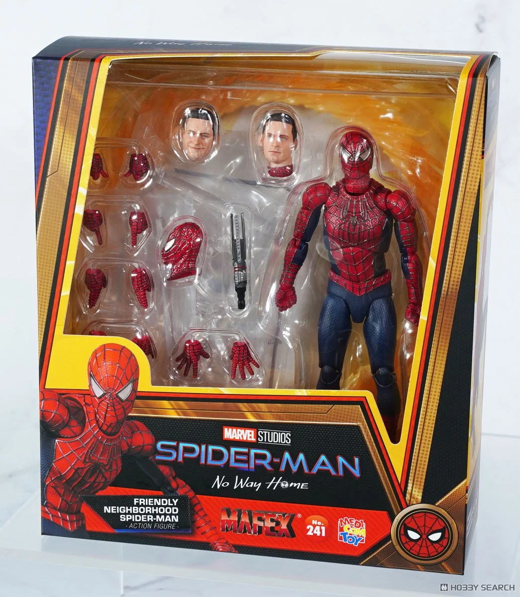 Фигурка Человек-паук (Mafex No. 241 Friendly Neighborhood