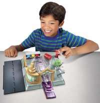 Тачки: Рамон Боди Шоп игровой набор (Cars Action Shifters Ramone's Body Shop Playset) #1