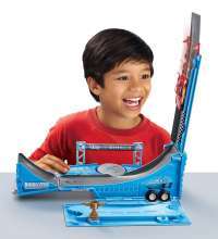 Тачки: Диноко Грей Хаулер Игровой Набор (Cars: Drop and Jump Dinoco Gray Hauler Playset) #3